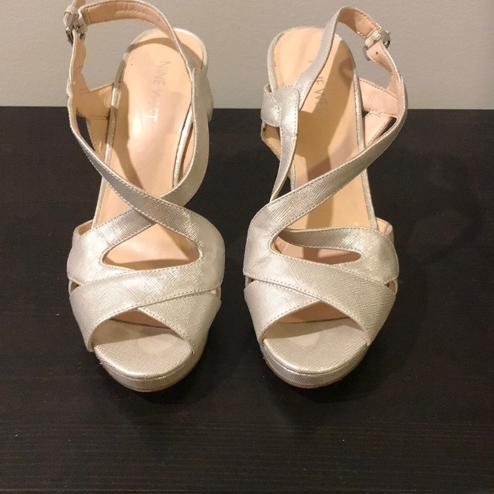 Nine West 6.5 silver heels